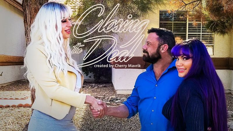 想成成交就脱衣舔客户鸡巴求内射